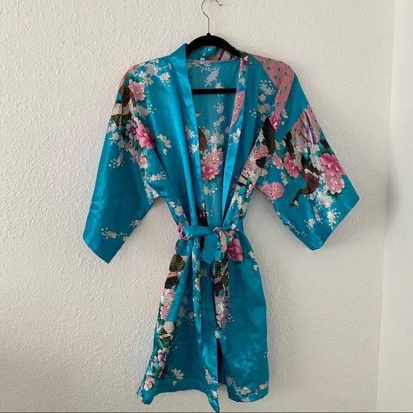Silk Robe - Picture 1 of 5